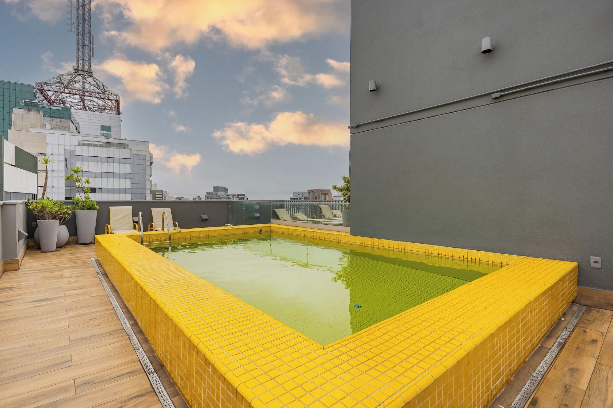 Vista Piscina StayHome - Liberdade - Gym & Pool