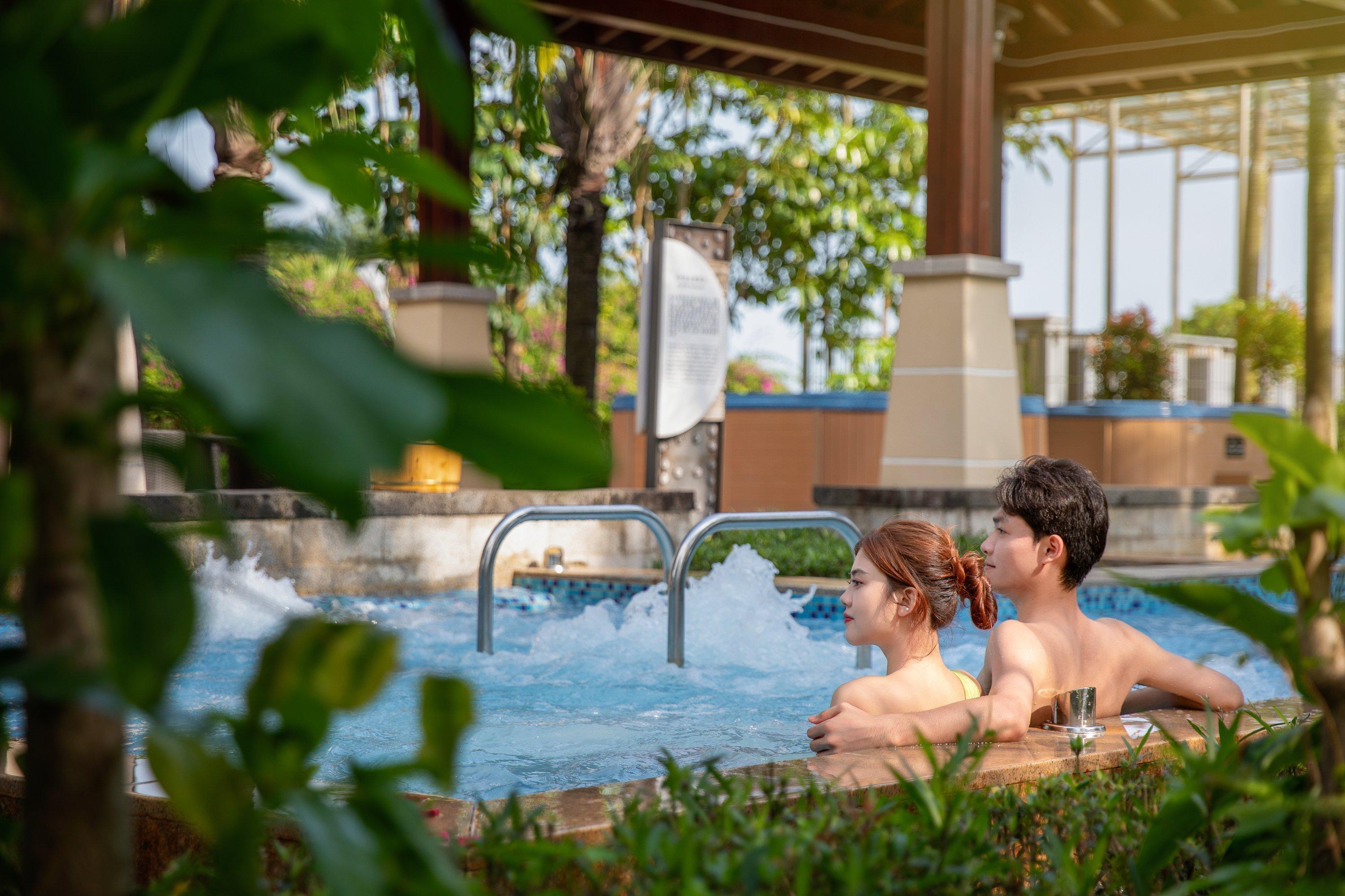 Vista Lobby Crowne Plaza Hailing Island