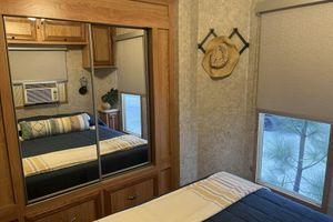 Alquiler Vacacional - Retro 2 bedroom +outdoor kitchen and screen porch!