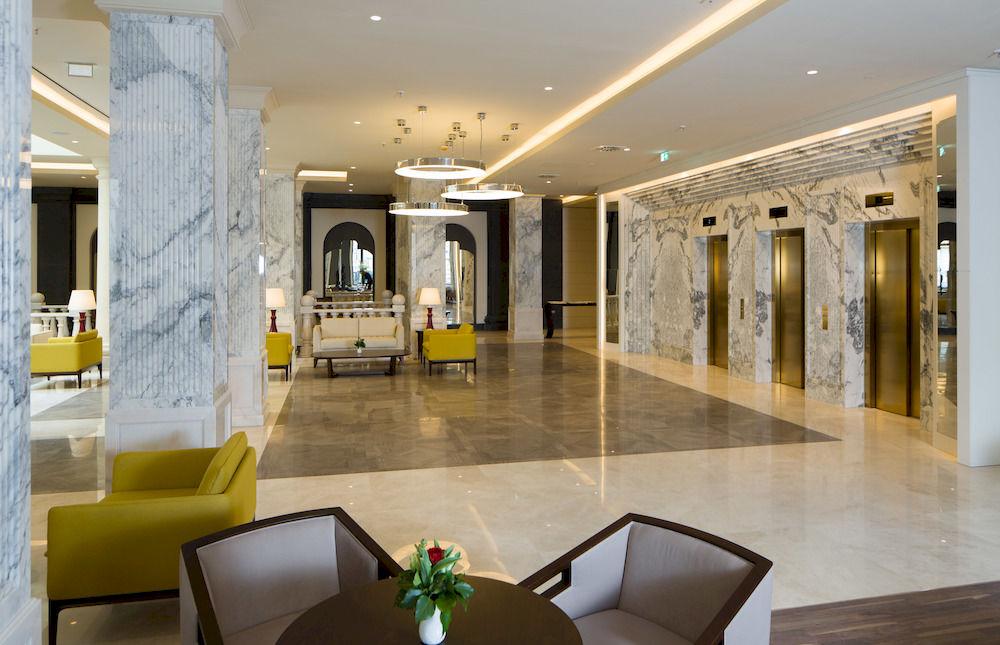 Hotel TITANIC Gendarmenmarkt Berlin