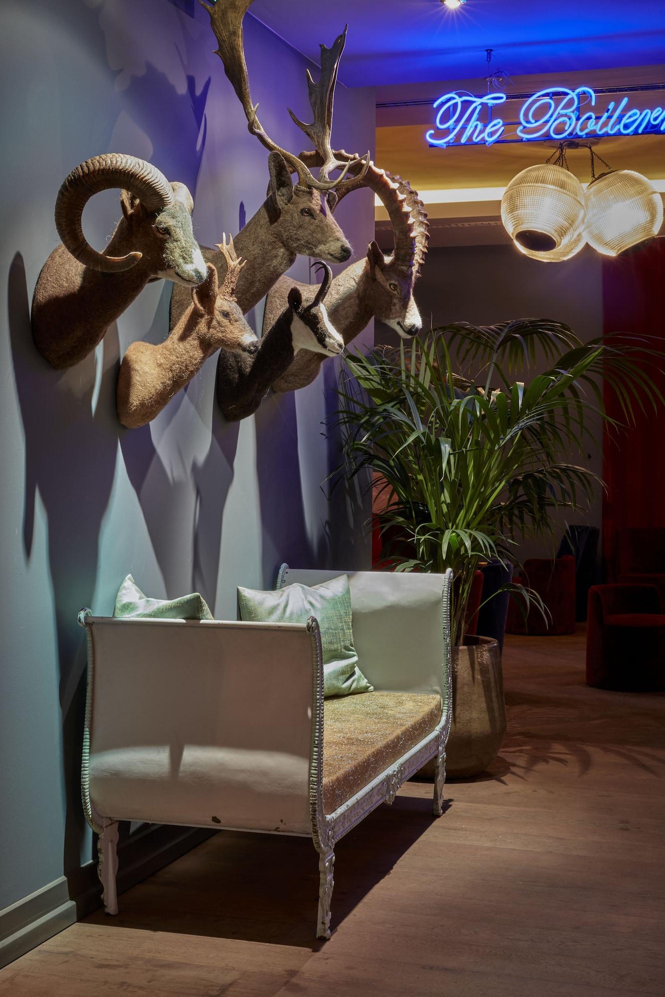 Vista Lobby 25hours Hotel The Royal Bavarian