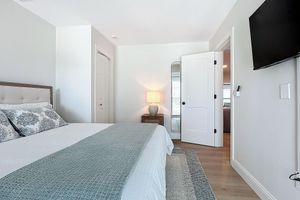 Alquiler Vacacional - Sarasota Retreat with Private Heated Pool + Fire Pit - 5 Min to Siesta Key Beach