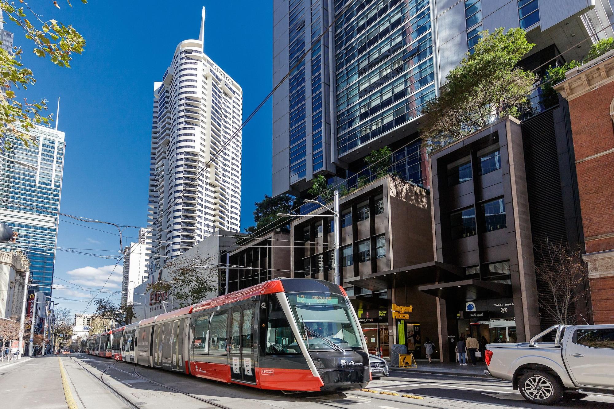 Vista Exterior Meriton Suites Kent Street, Sydney