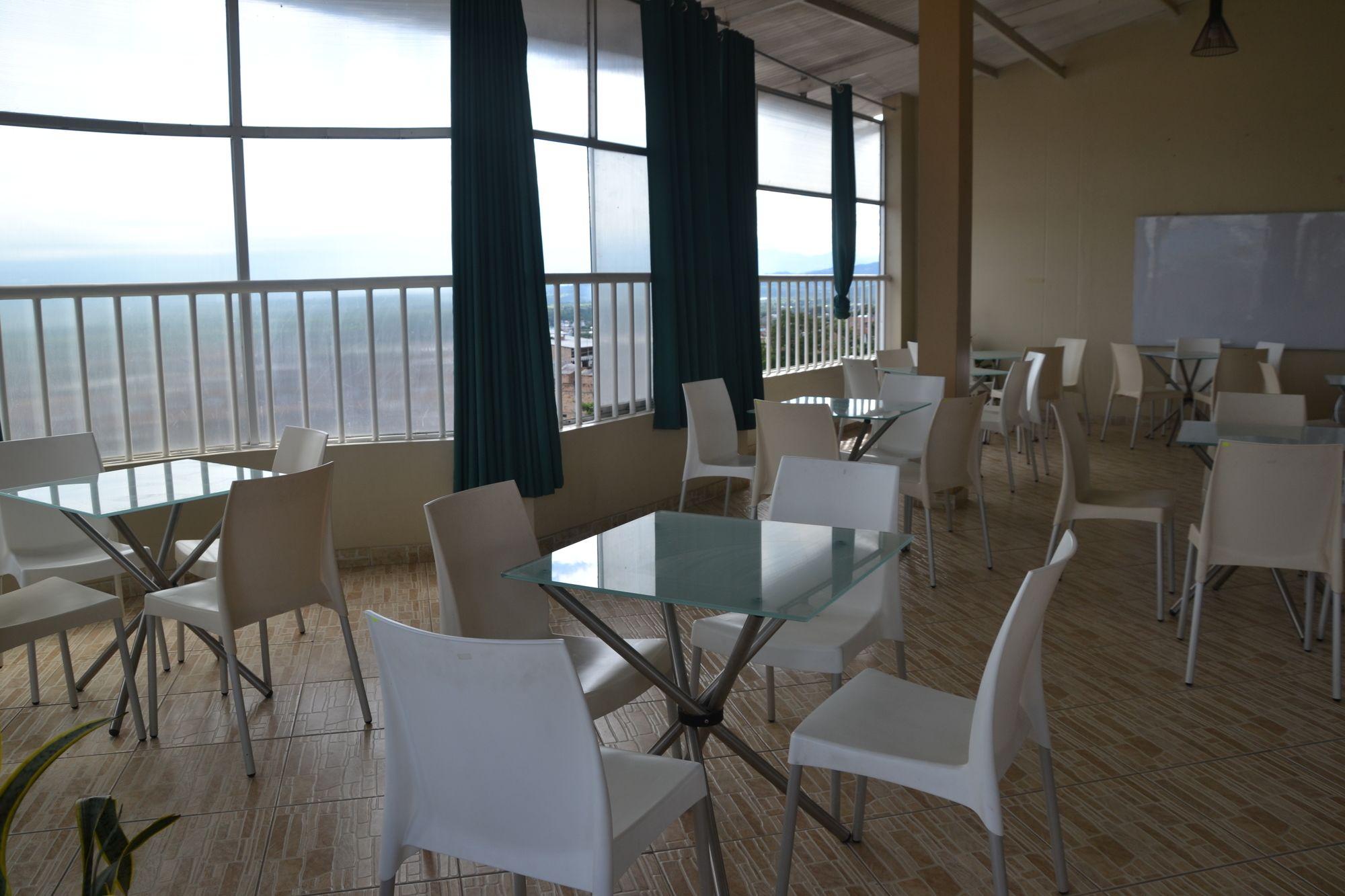 Restaurant Hotel Suyox Tarapoto