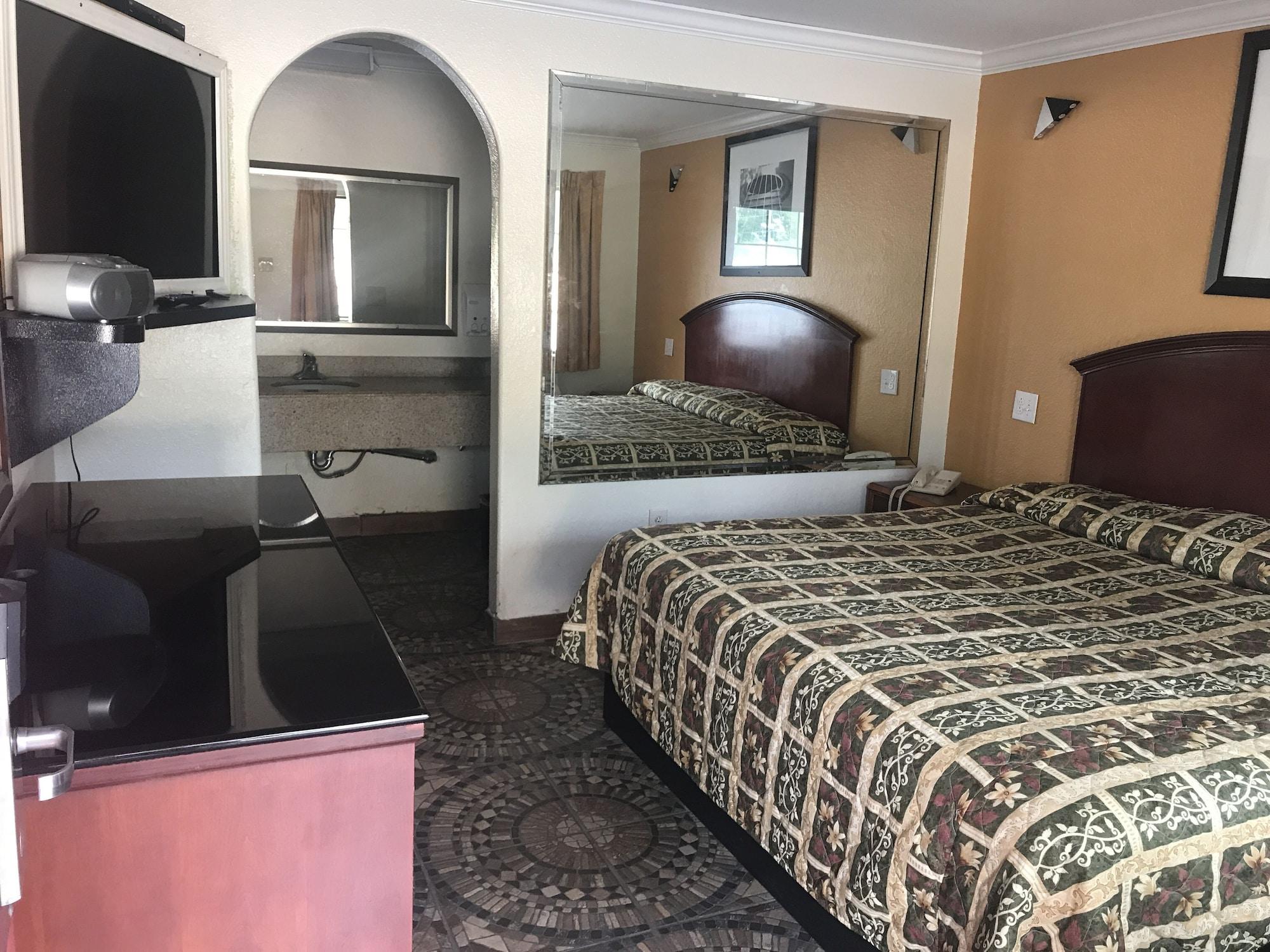 Regency Inn and Suites - Best Day