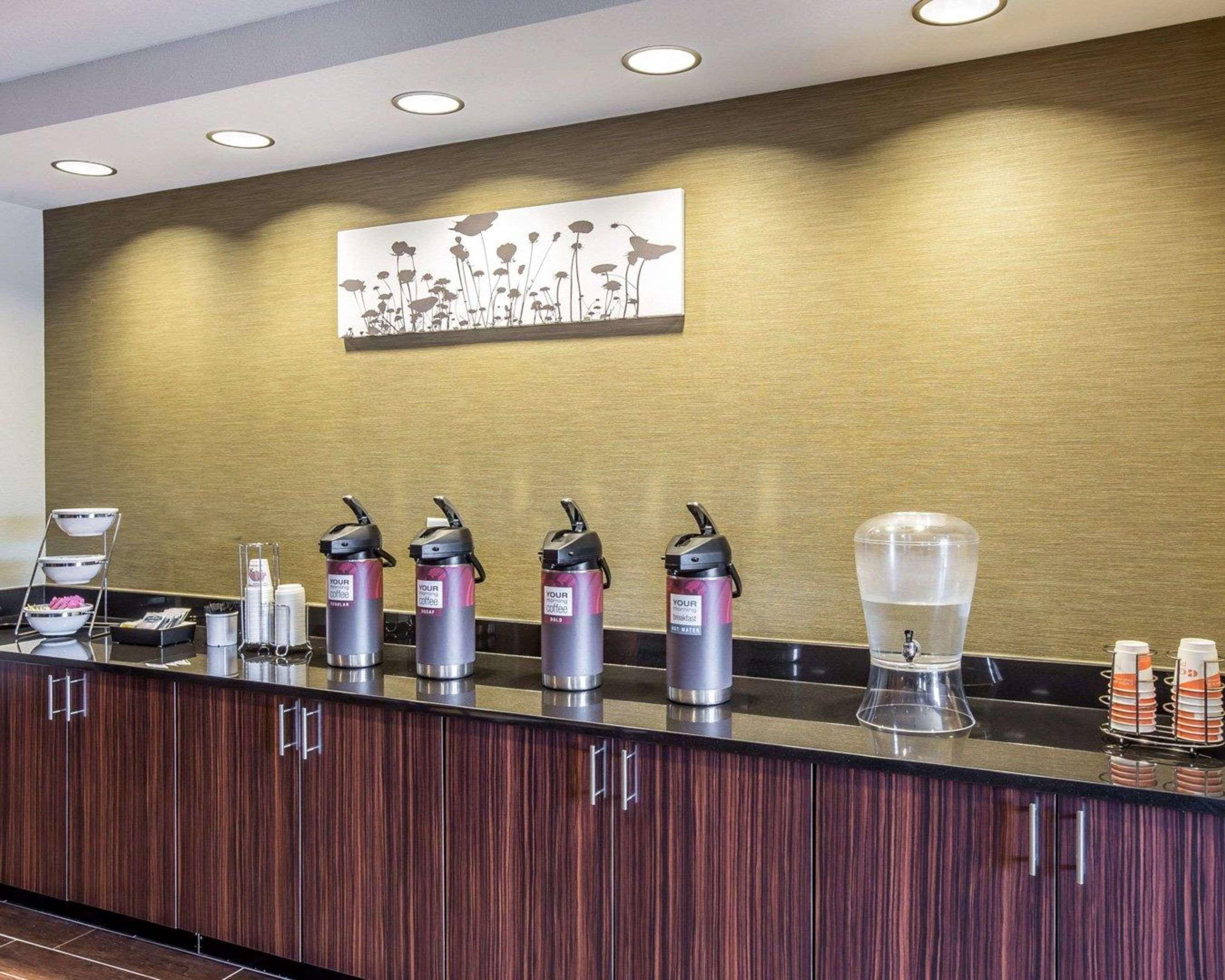 Restaurant Sleep Inn Cartersville - Emerson Lake Point