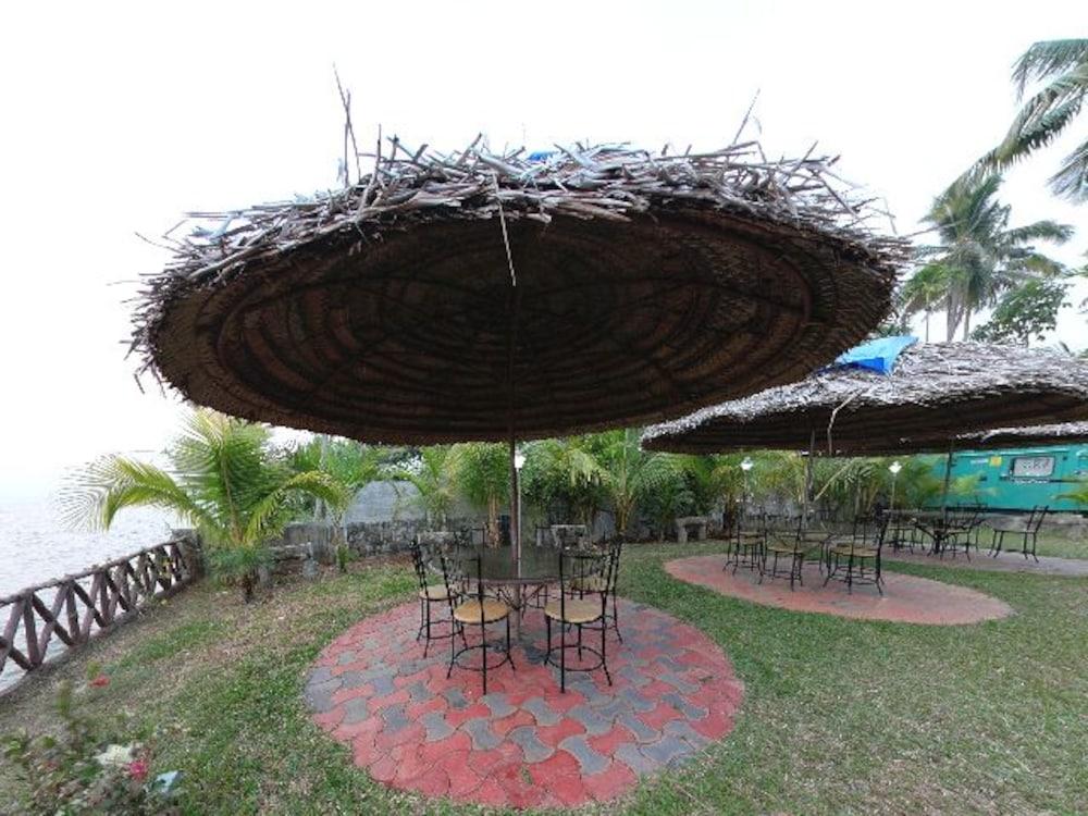 Restaurant Lake Symphony Resort