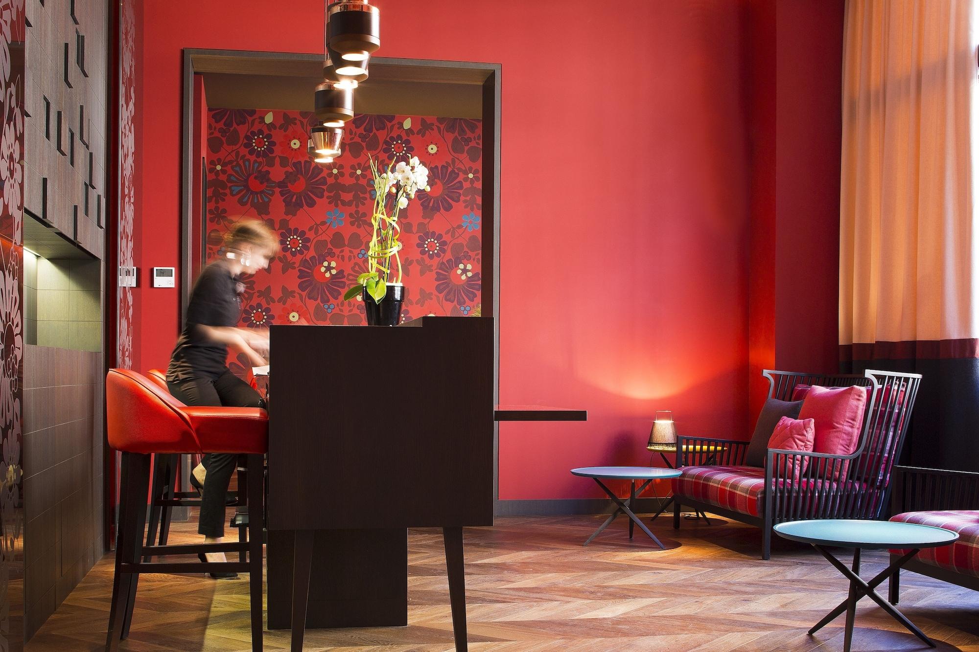 Vista Lobby Hotel D Strasbourg