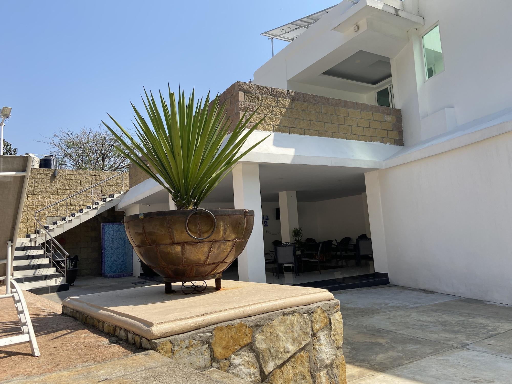 Vista Exterior Hotel Minerva