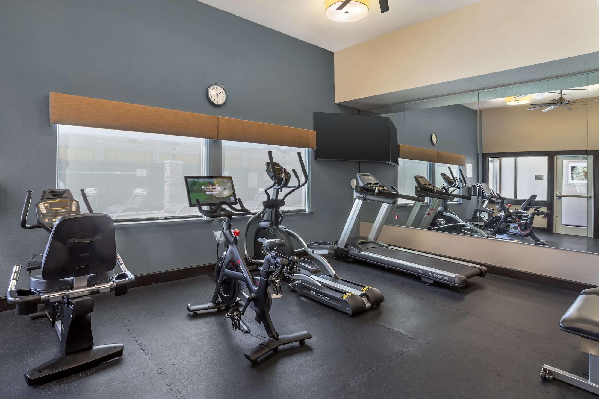 Gimnasio Best Western Plus Lake Jackson Inn & Suites