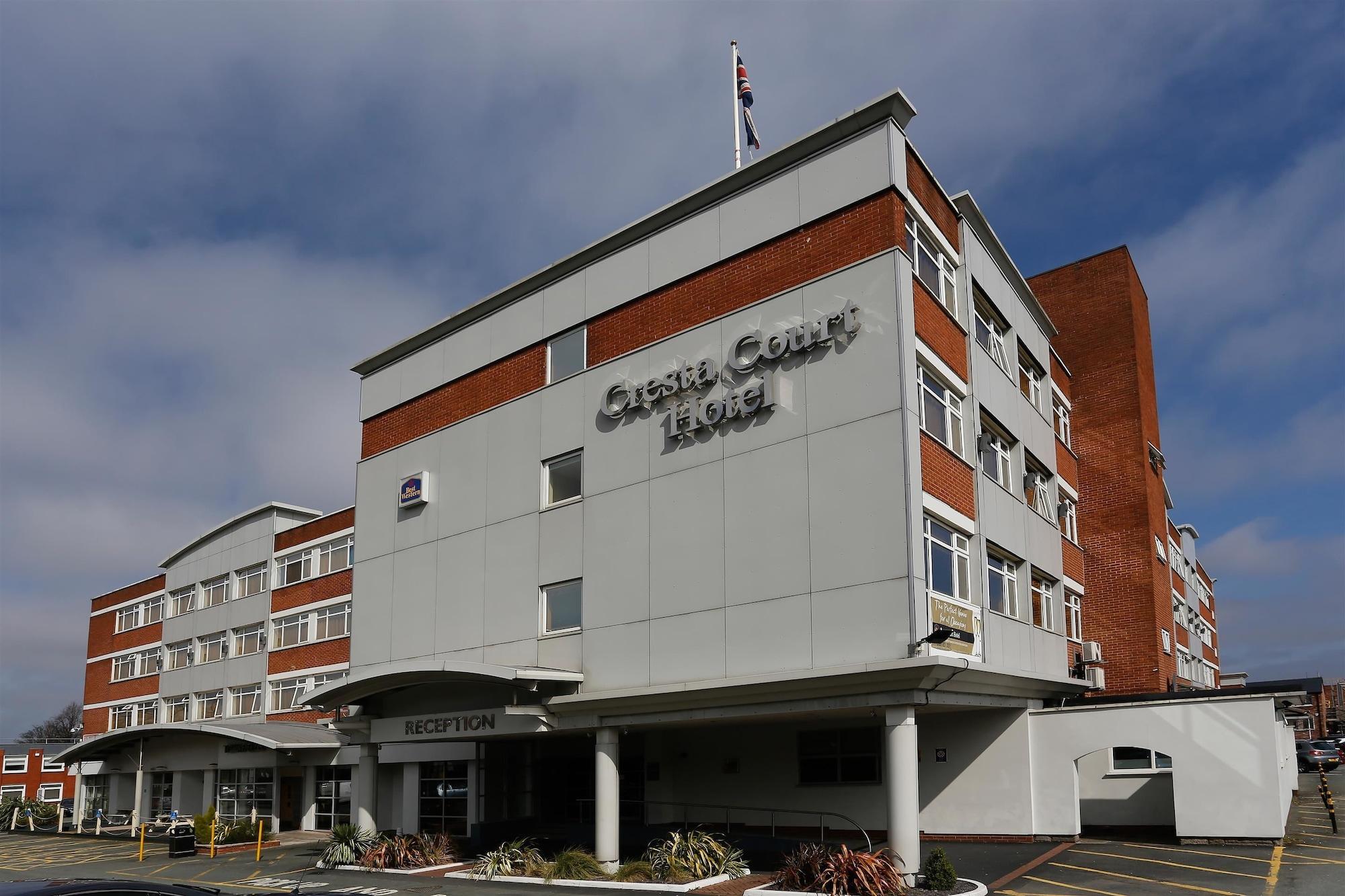 Vista Exterior Cresta Court Hotel