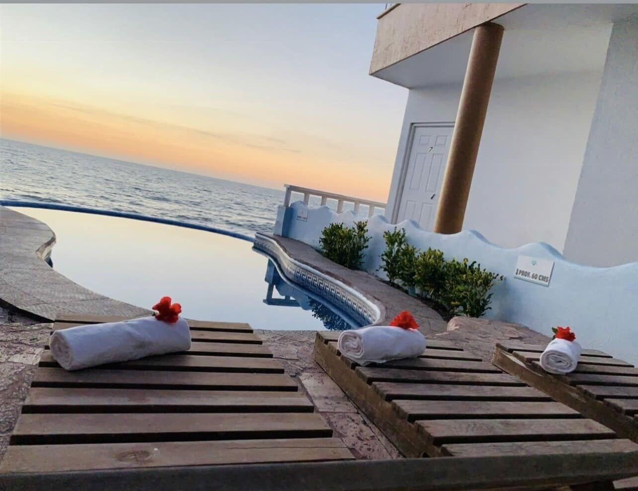 Vista Piscina Hotel Grand Bahía los Cocos