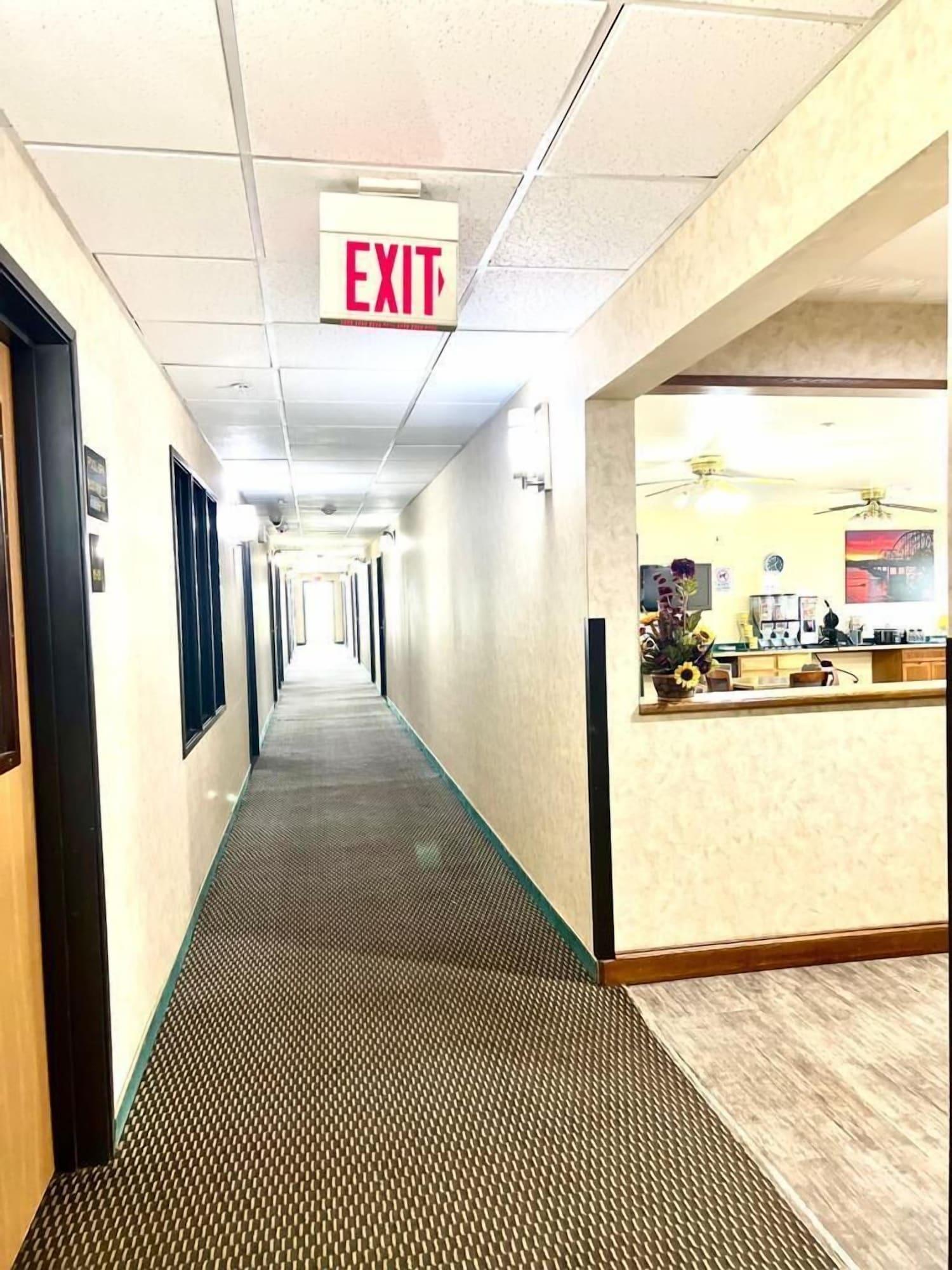 Varios Econo Lodge
