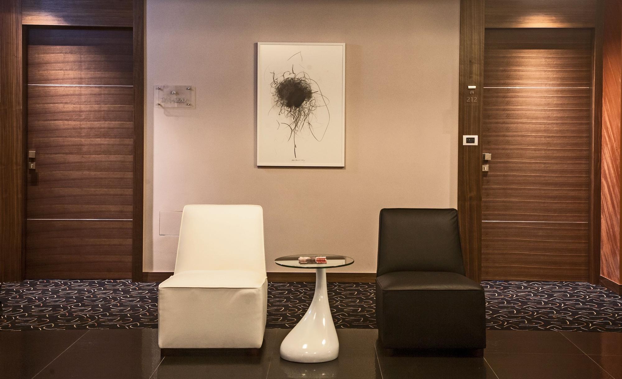Vista Lobby Hotel Aurel