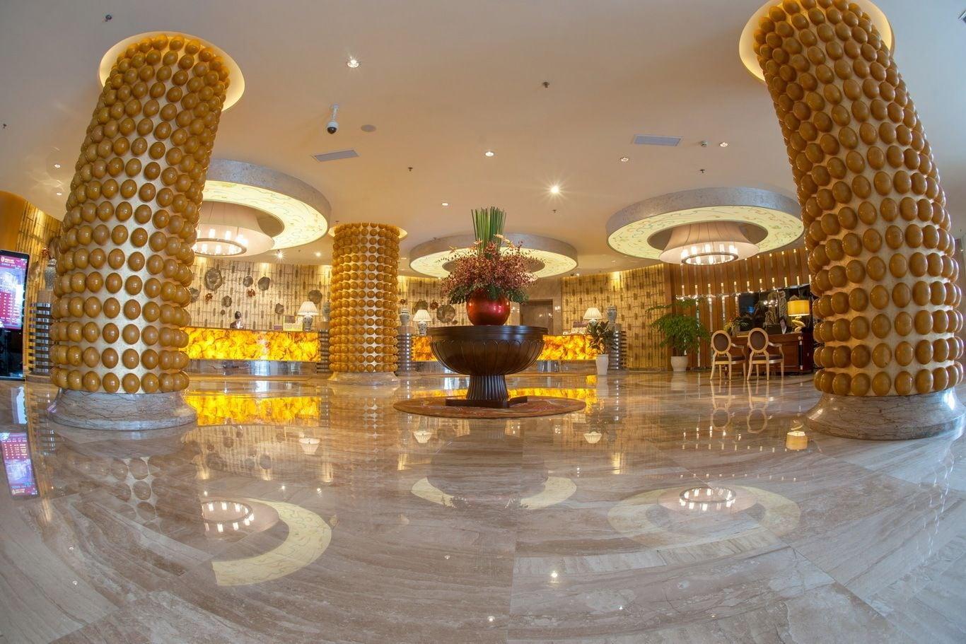 Vista Lobby Century Sunshine Hotel - Emeishan