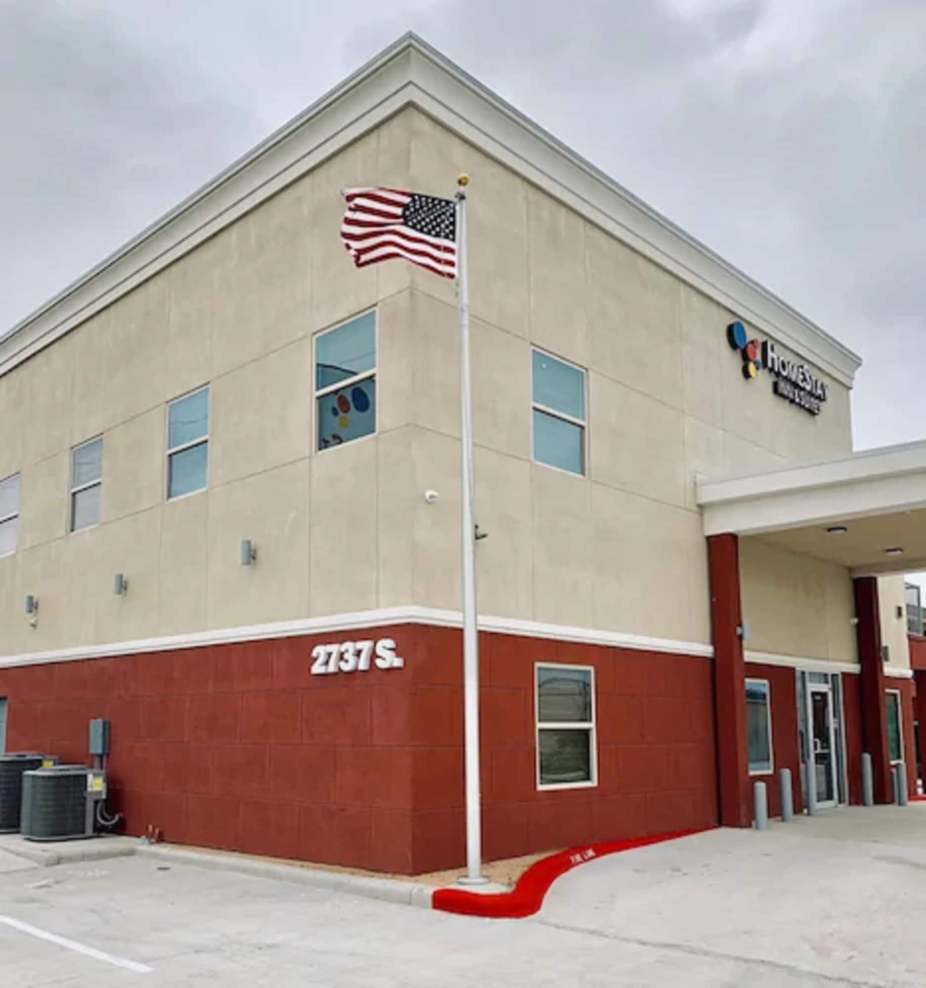 Vista Exterior HomeStay Inn & Suites Edinburg