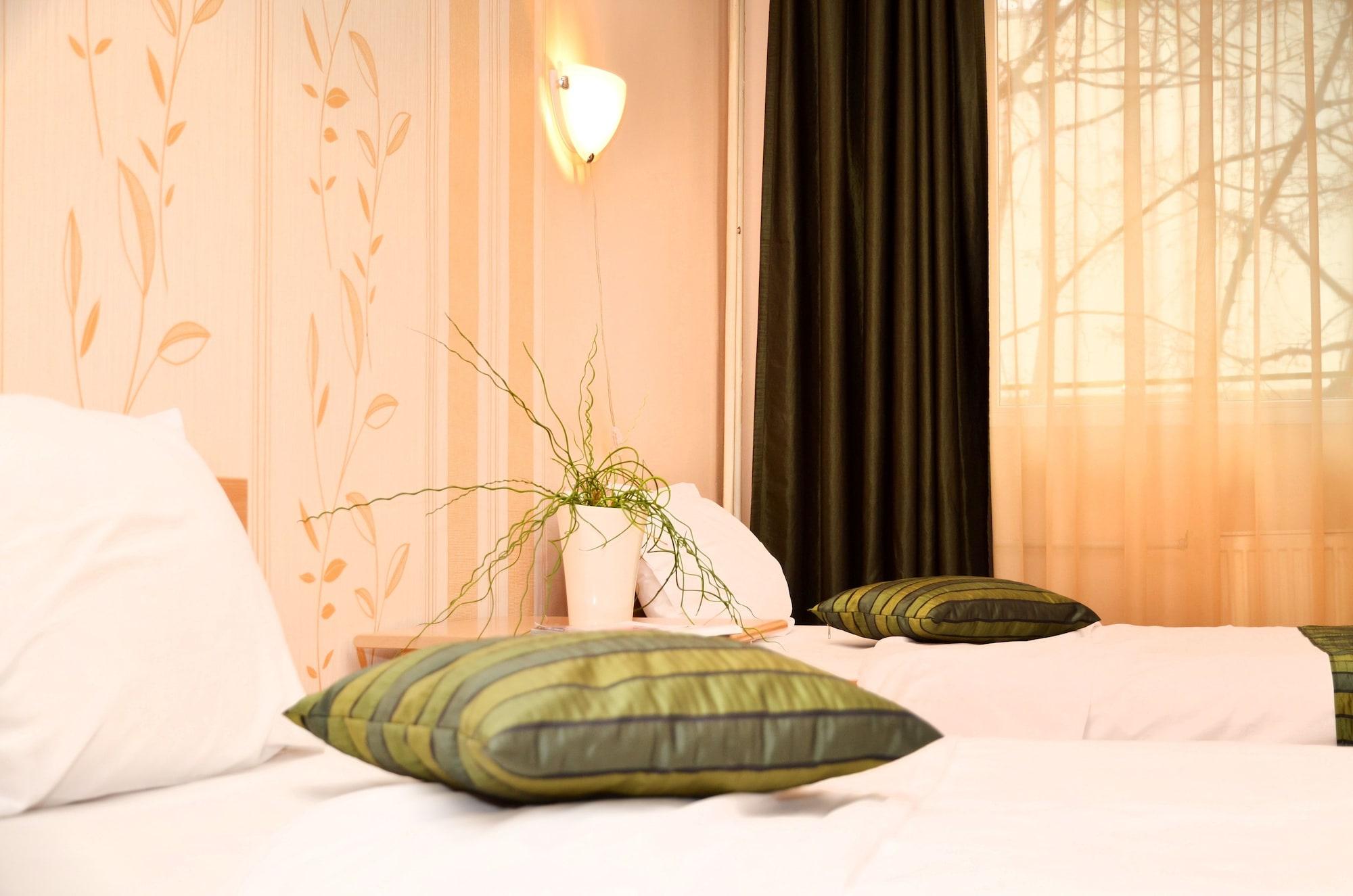 Varios Hotel Sorbona