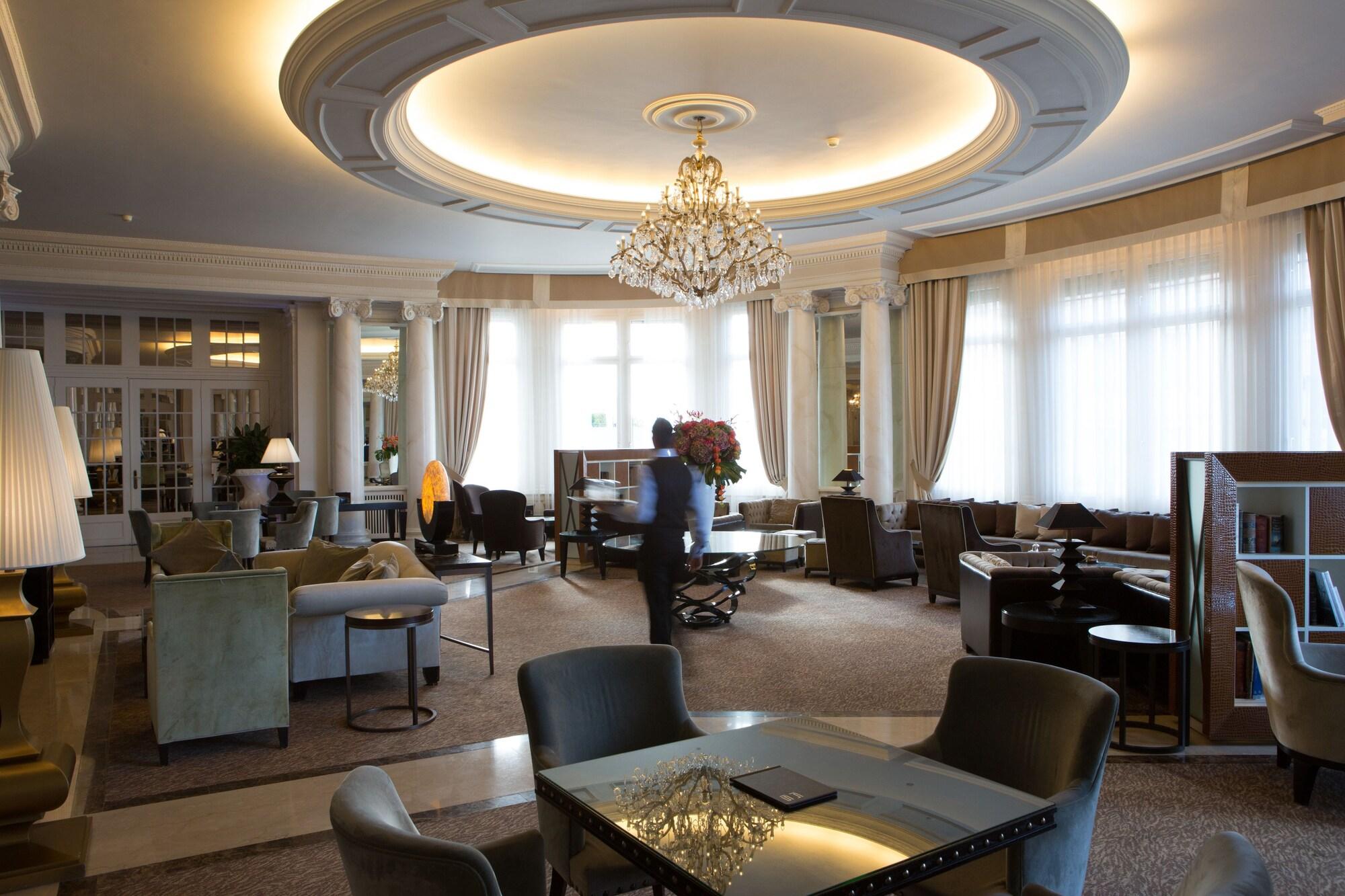 Vista Lobby Lausanne Palace