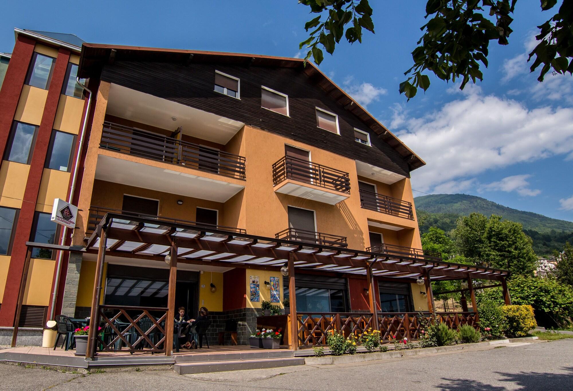 Vista Exterior La Svolta