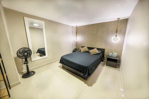 Alquiler Vacacional - 5BR by Lleras Park w Arcade & Foosball
