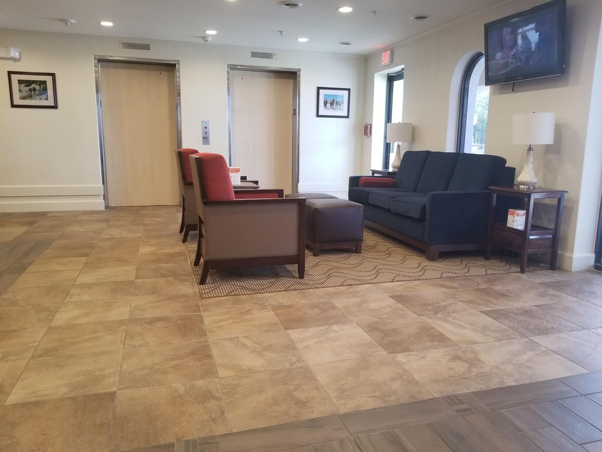 Vista Lobby Quality Inn & Suites Ocean City Fenwick