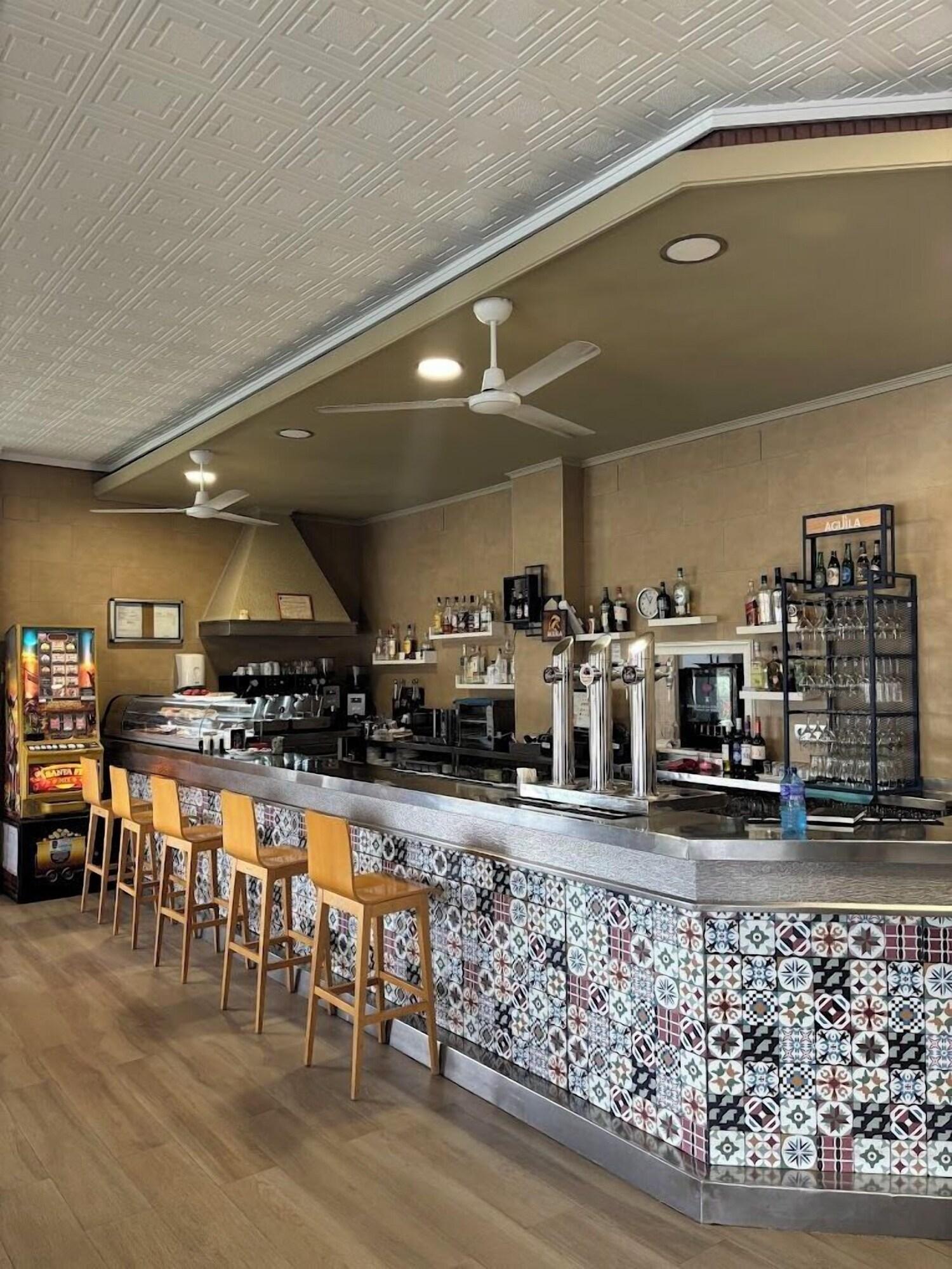Bar/Salón BENNINGTON