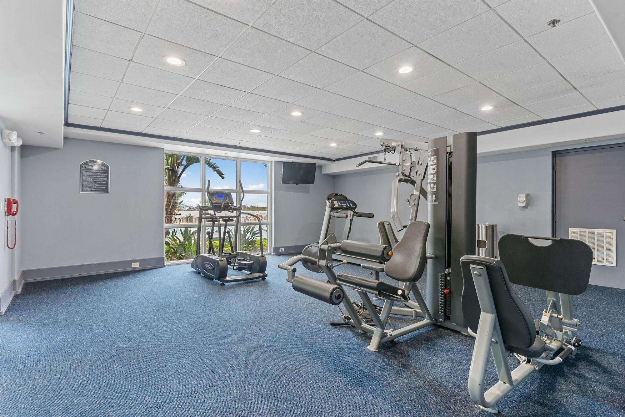 Gimnasio Renovated Condo 2mi  from Disney Lake