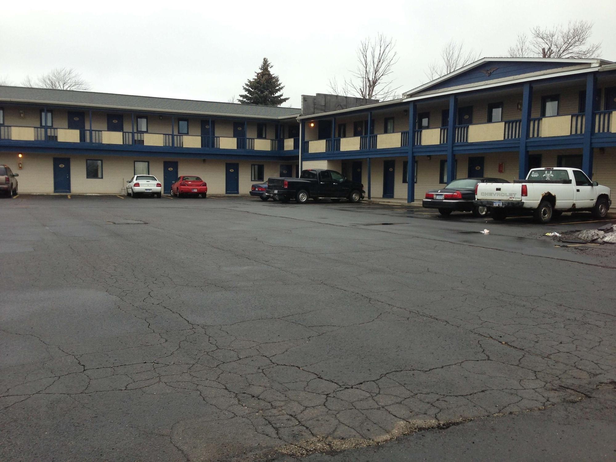 Vista Exterior Cadet Motor Inn