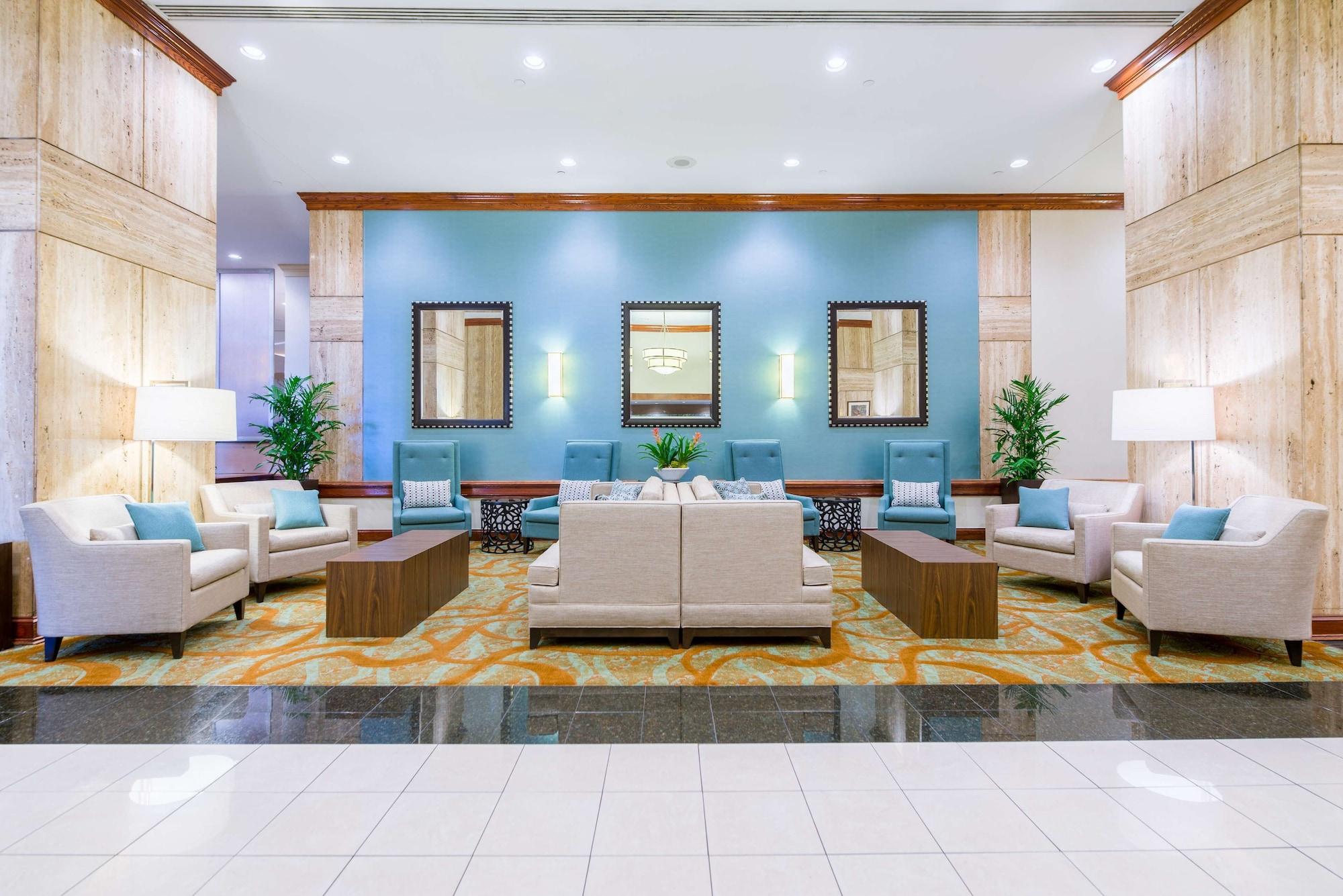 Vista Lobby Doubletree by Hilton Philadelphia Airport