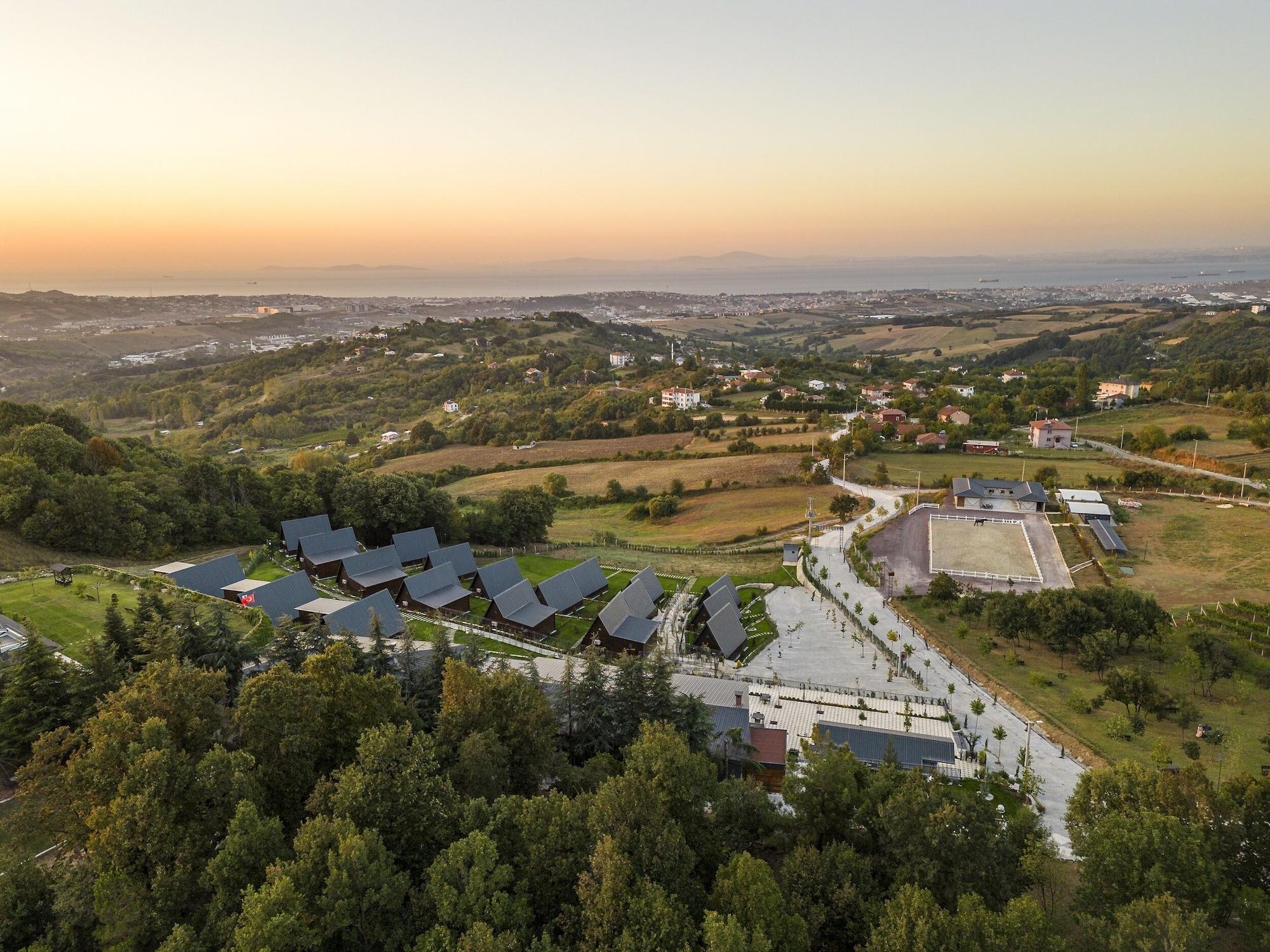 Vista Exterior Aronia Bungalow