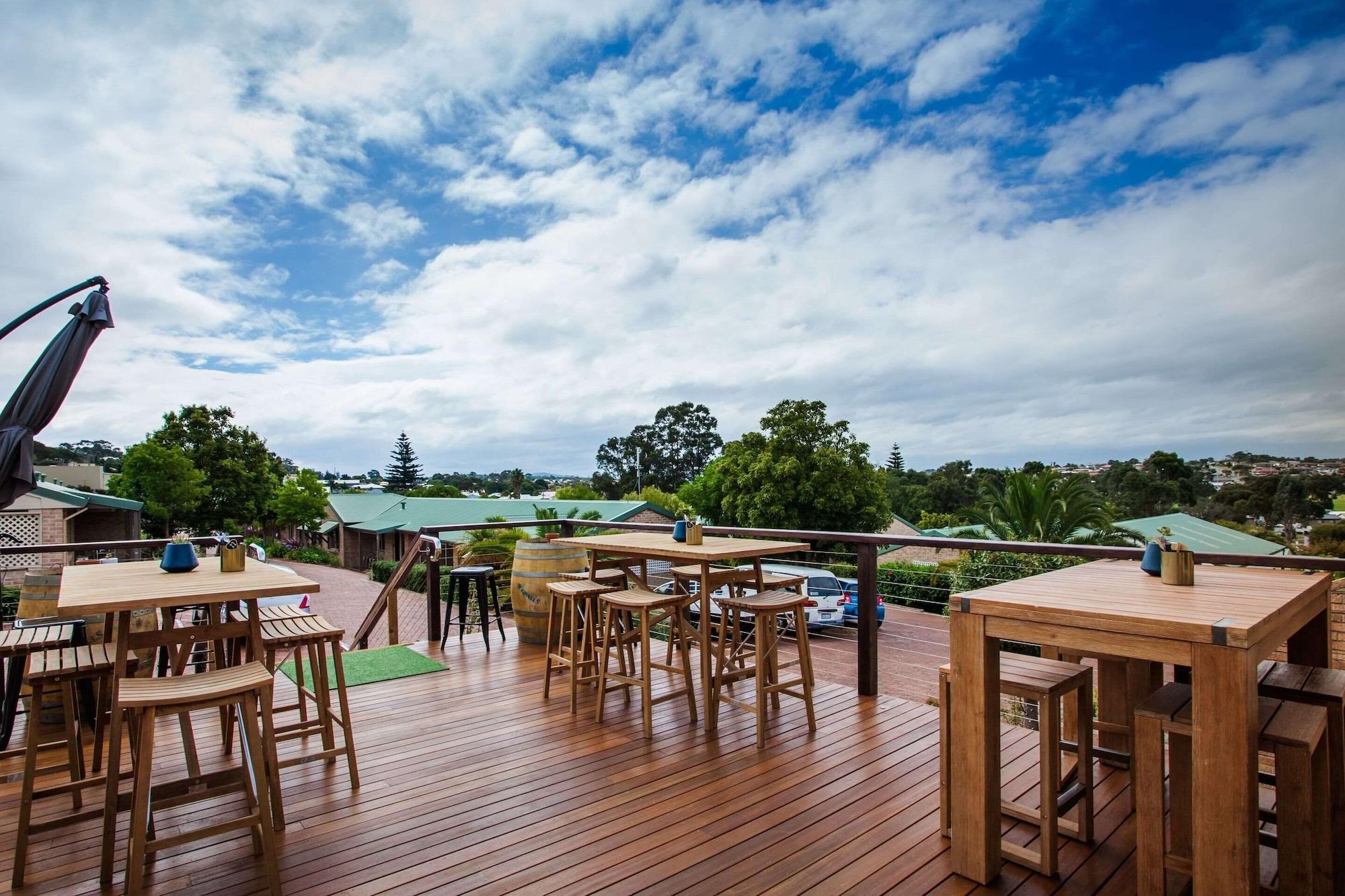 Vista Exterior Quality Apartments Banksia Albany