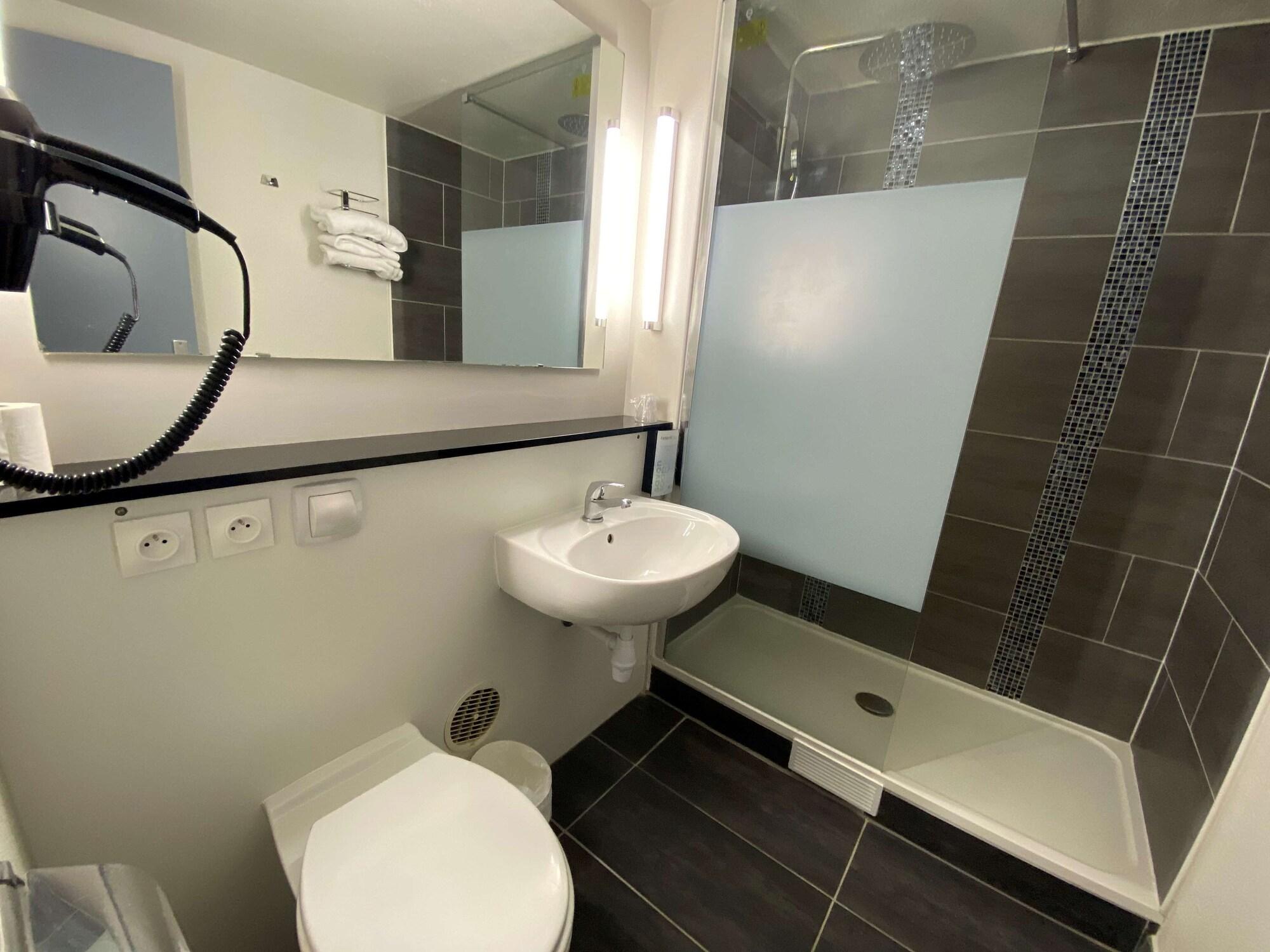 Equipamiento de Habitación Kyriad Montauban Sud - Albasud