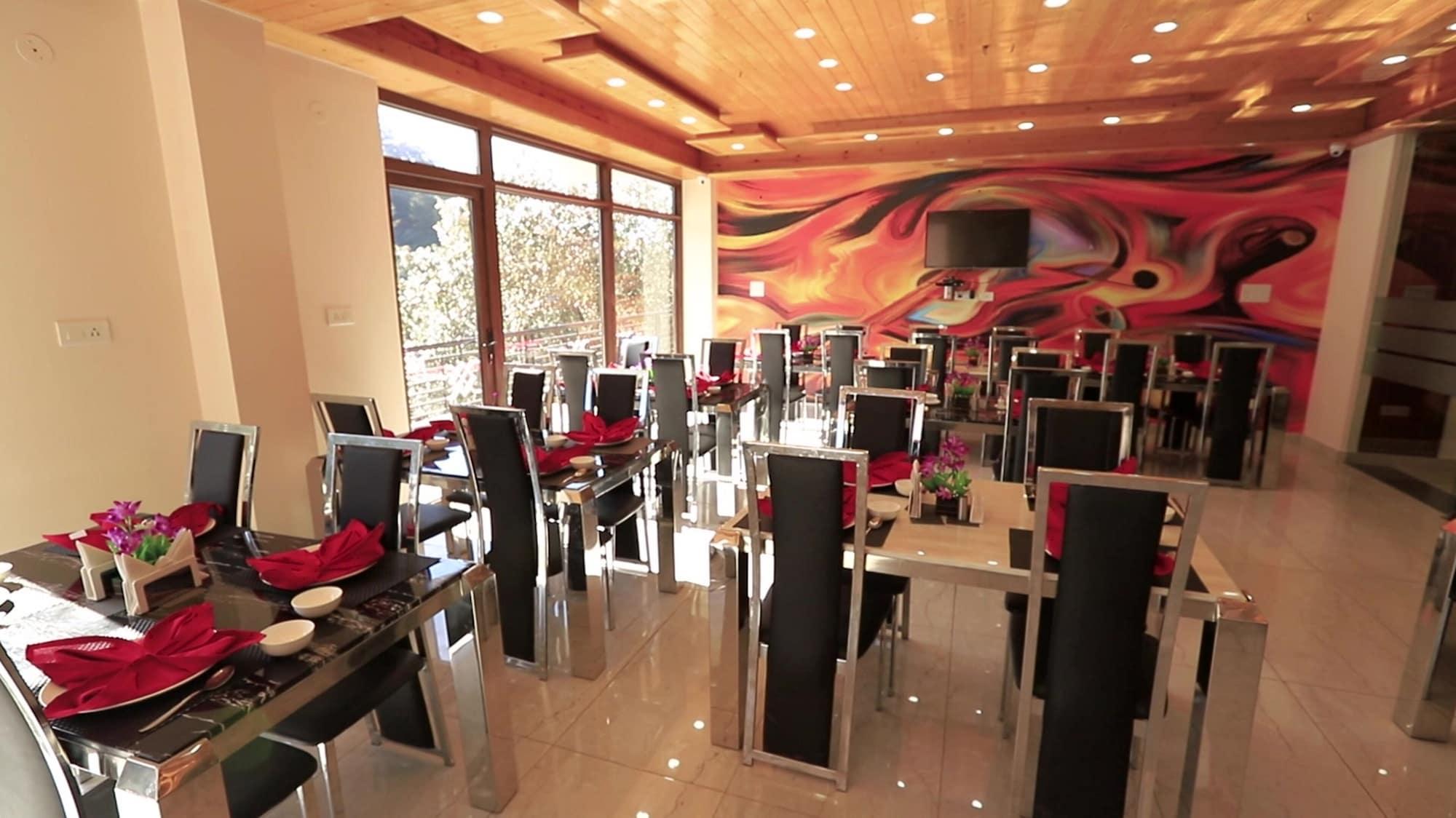 Restaurant Hotel White Pearl