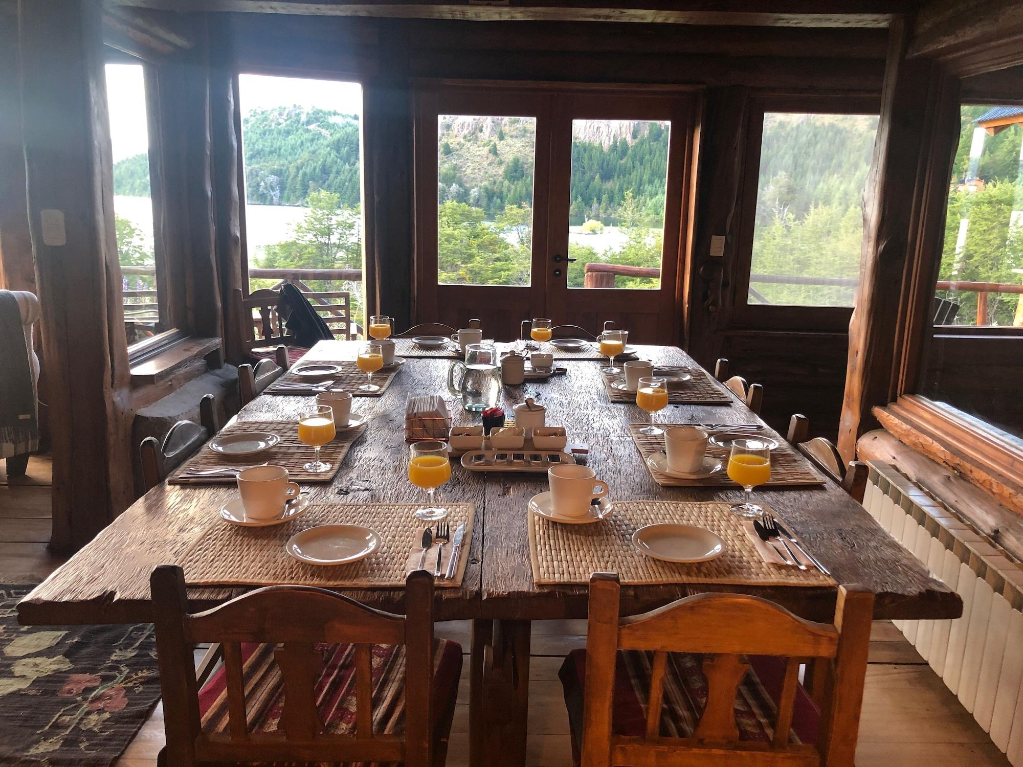 Restaurant Laguna Larga Lodge