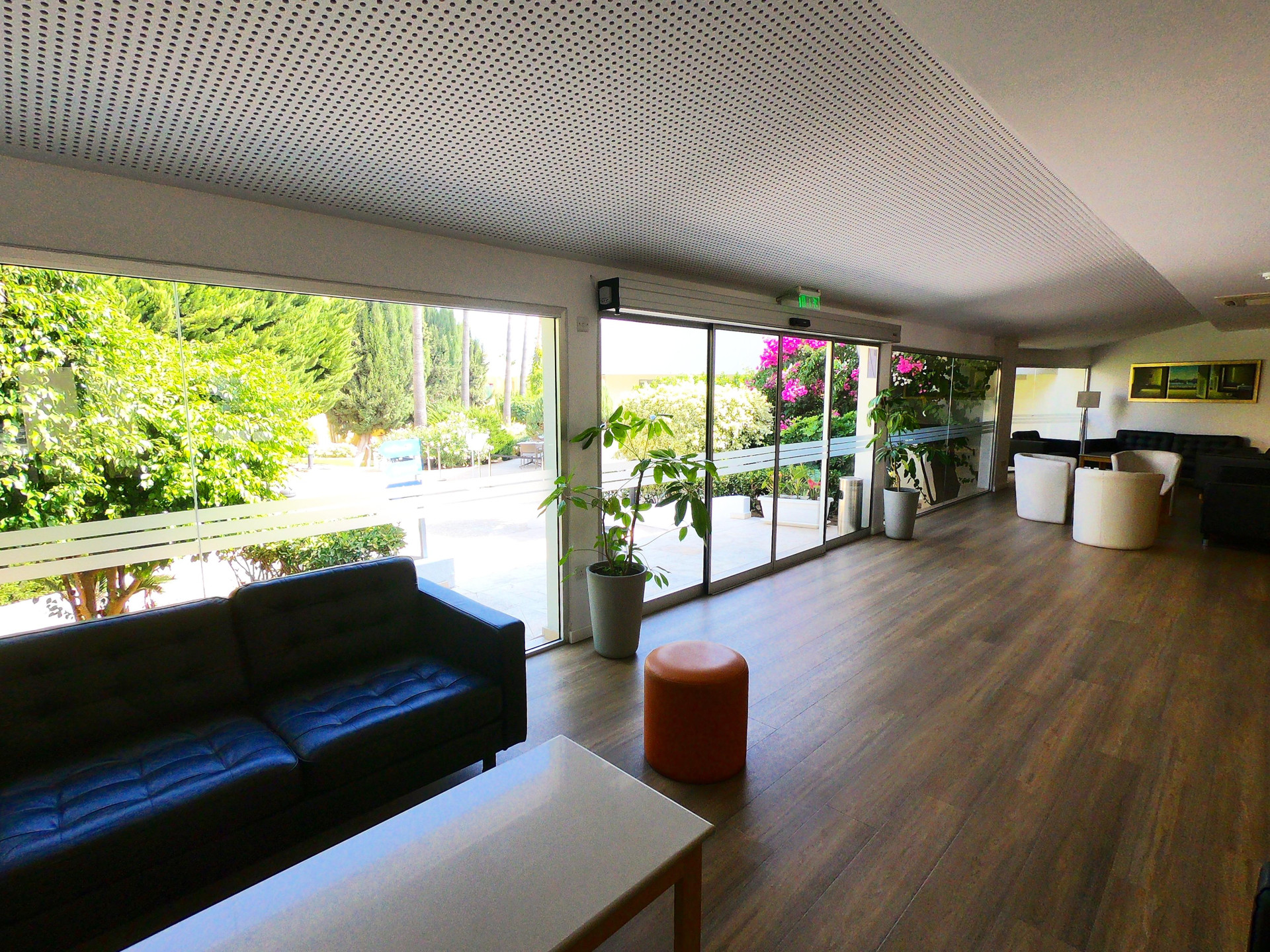 Vista Lobby Malama Beach Holiday Village