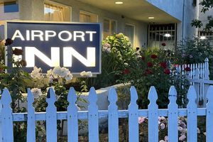 Alojamiento - Airport Inn