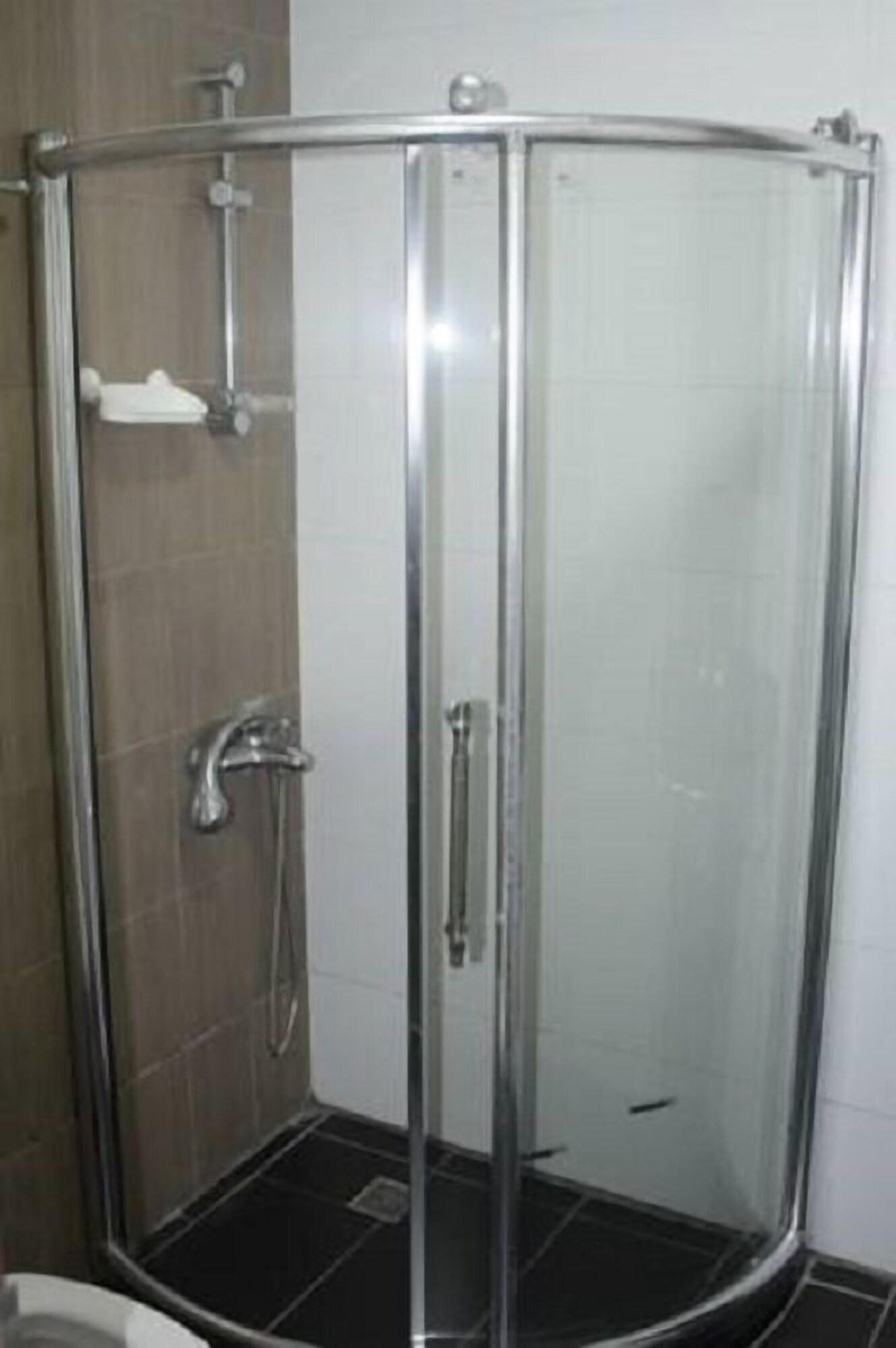 Equipamiento de Habitación Hôtel Le Paquebot - Airport Paquebot hotel