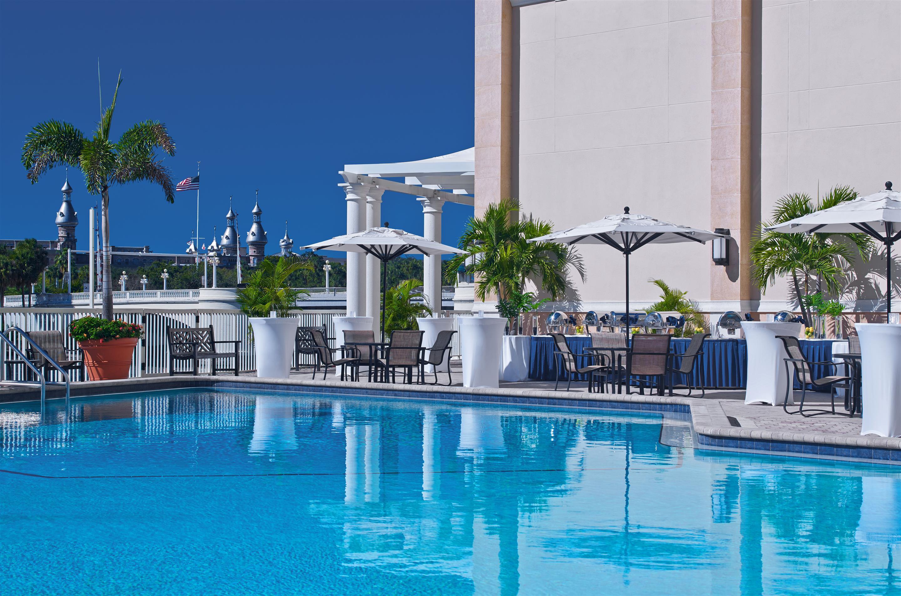 Pool view Sheraton Tampa Riverwalk Hotel