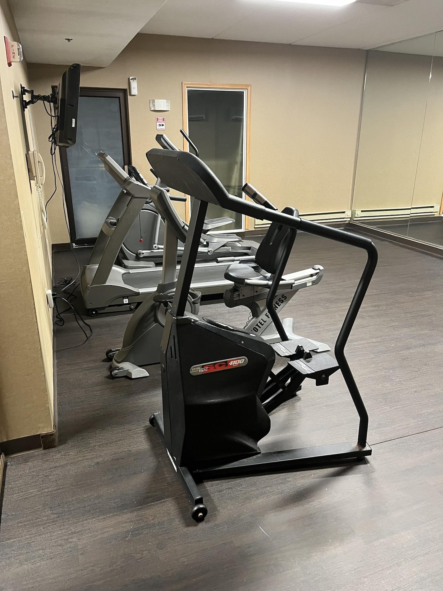 Gimnasio Wingate by Wyndham Pittsburgh/West Mifflin