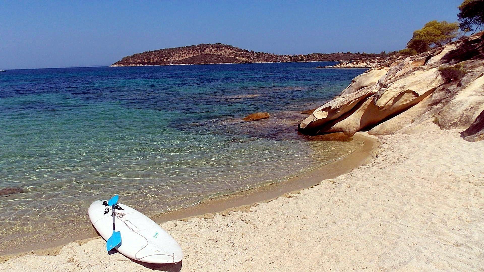 Playa Nikos Apartments