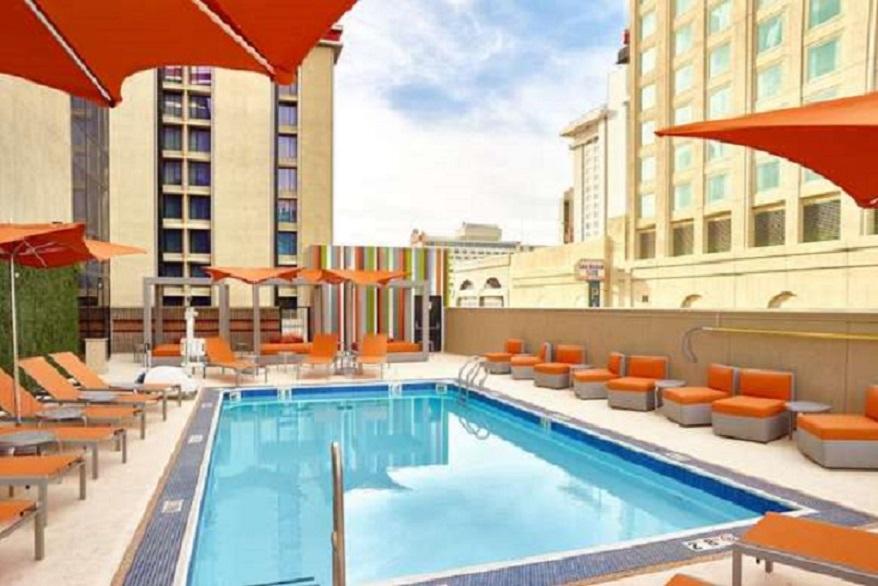 Vista Piscina Main Street Station Hotel, Casino and Brewery