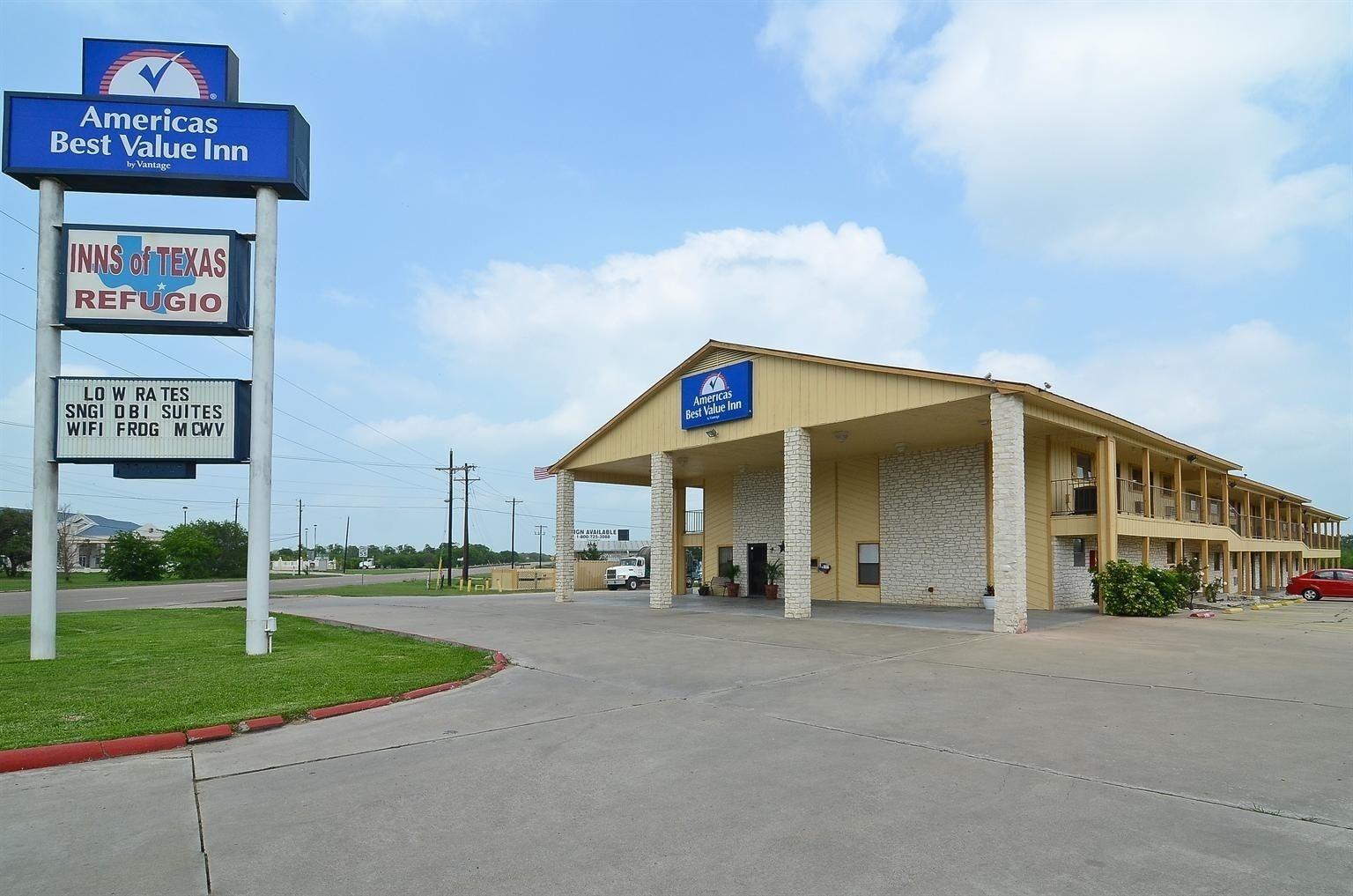 Vista Exterior Americas Best Value Inn Refugio