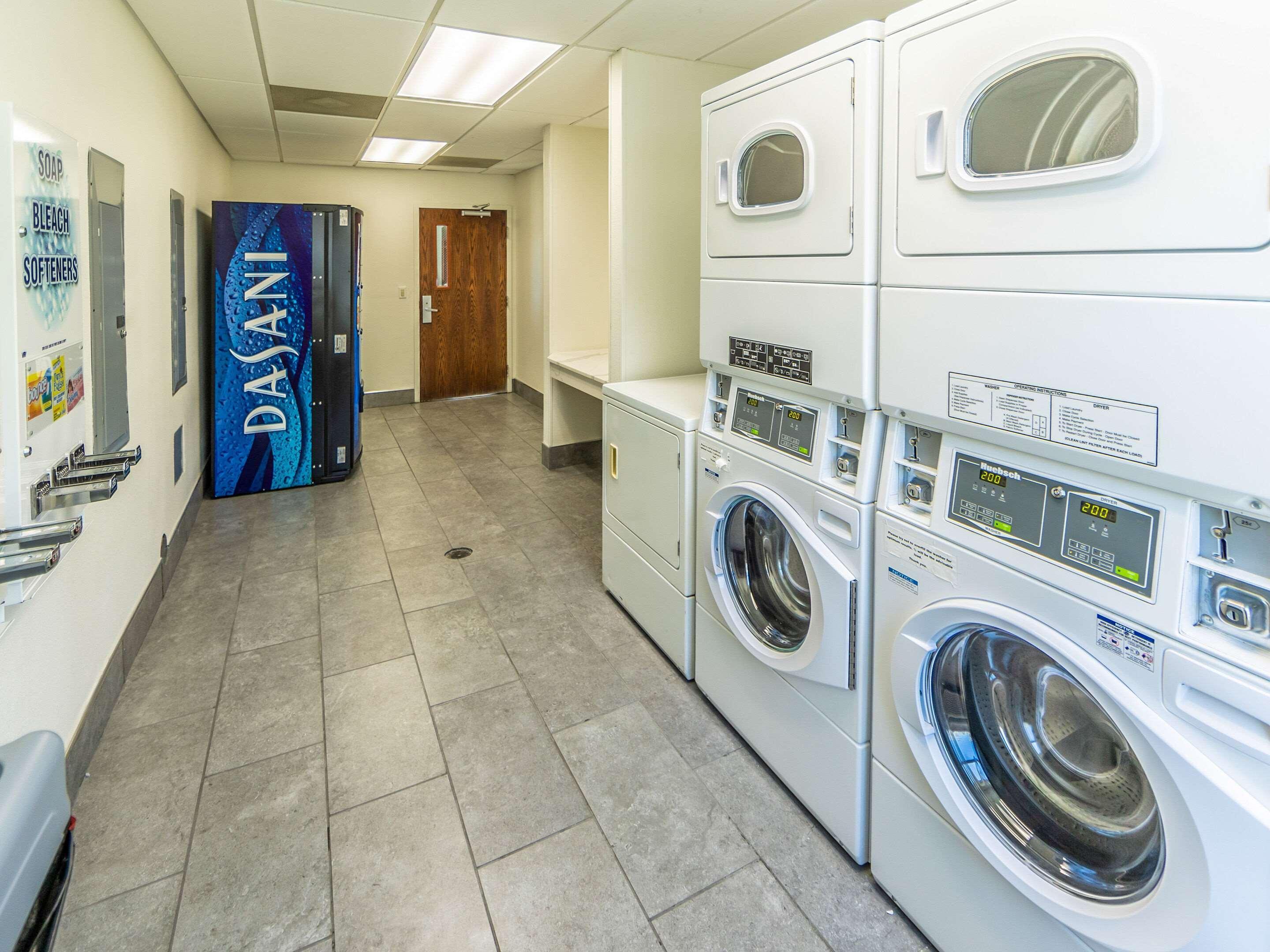 Centro de Negocios Comfort Inn Hanford Lemoore