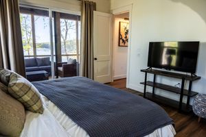 Alquiler Vacacional - Lake Martin Luxury - The BEST Group Lake House! -- 6 Bedrooms -- Arcade -- Dock