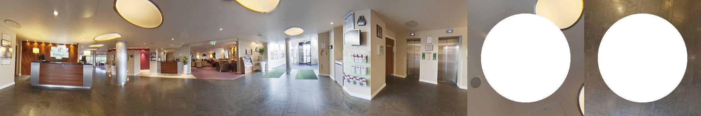 Vista Lobby Holiday Inn Ellesmere Port by IHG