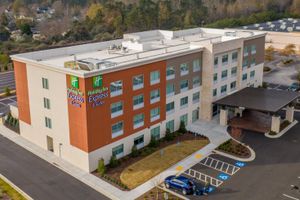 Alojamiento - Holiday Inn Express and Suites Griffin by IHG