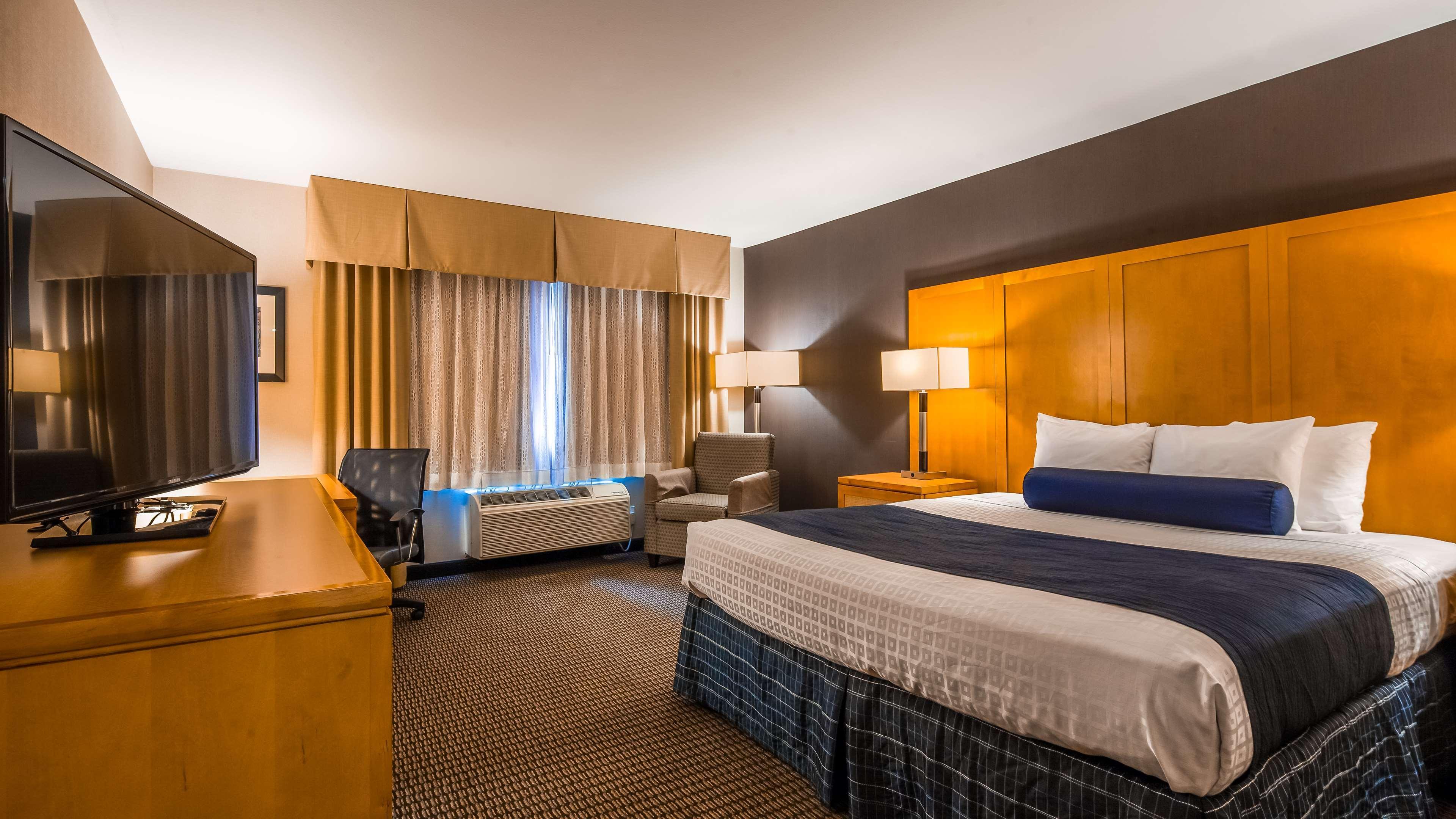 Vista Exterior Best Western Plus Marina Gateway Hotel