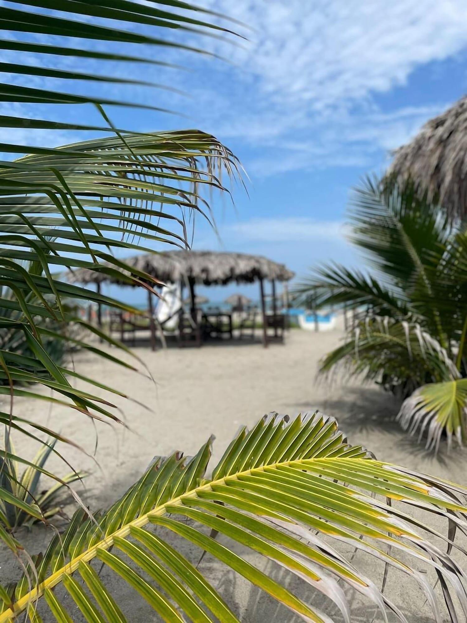 Playa Un Dia Boutique Resort