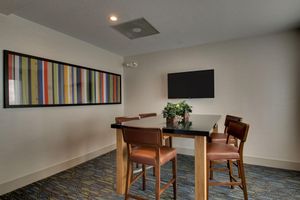 Alojamiento - Holiday Inn Express & Suites Morris by IHG