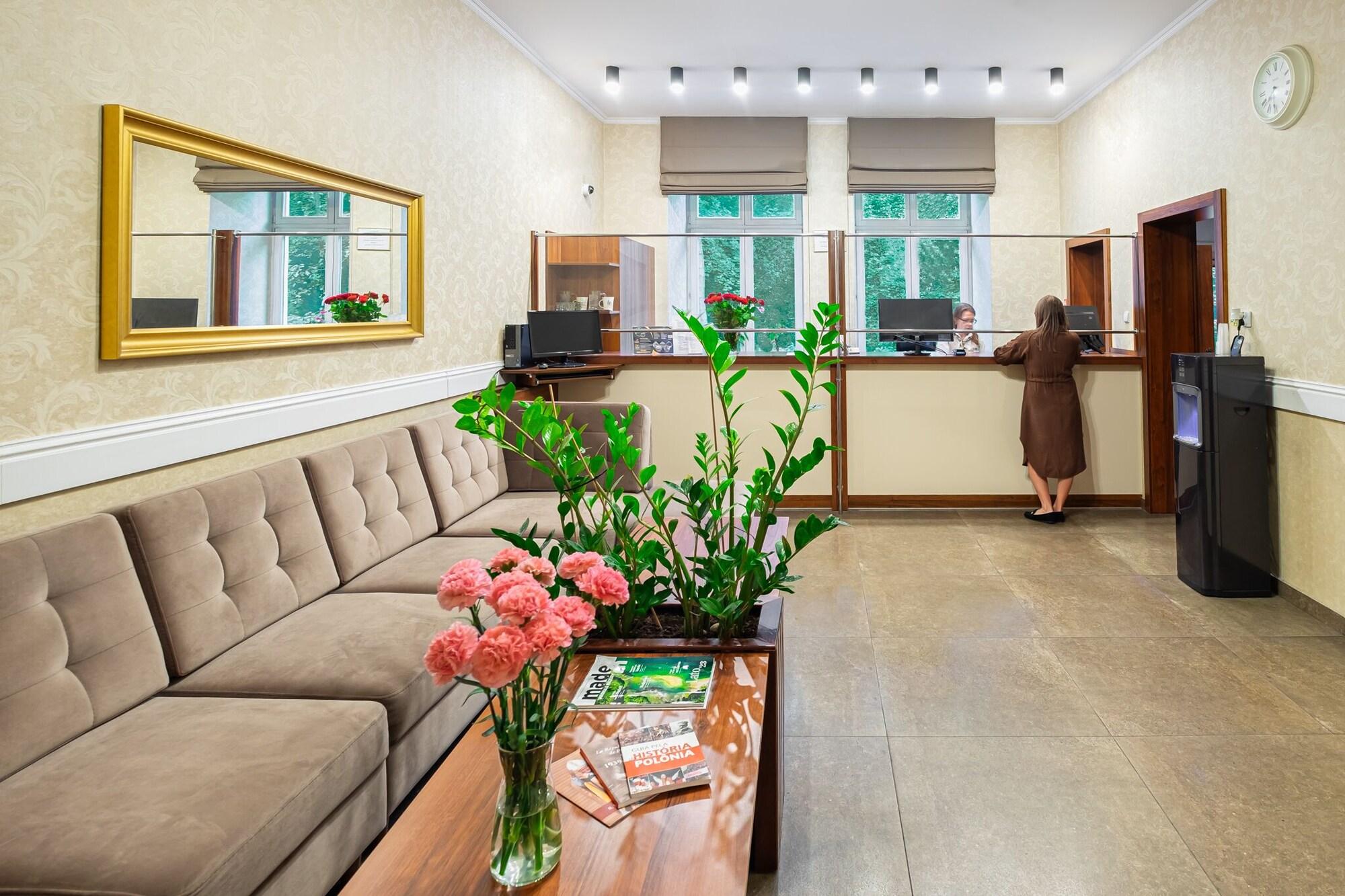 Vista Lobby Hotel Maximum